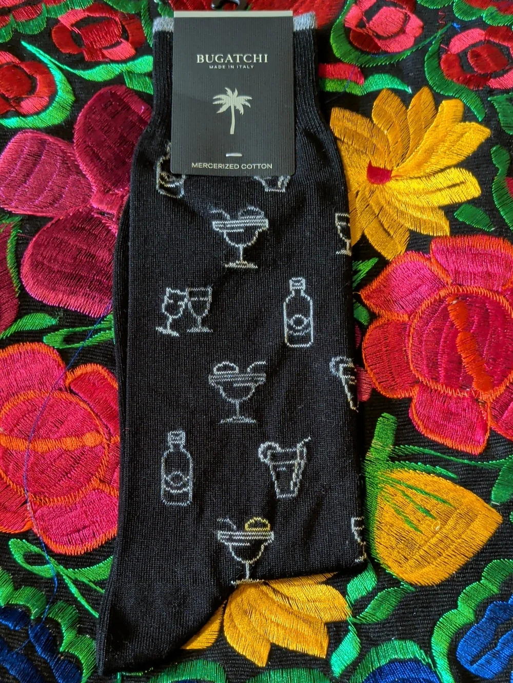 Bugatchi Black Socks with Light Gray Cocktail Motifs